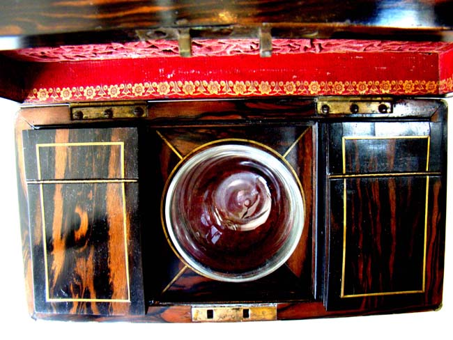 A beautiful antique brass mounted coromandel wood tea caddy box with its' original interior circa 1825 — image 9